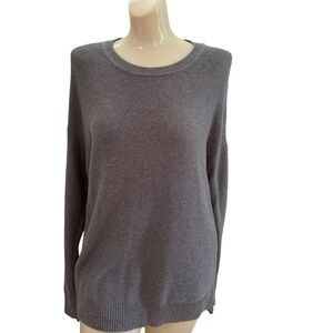 J Crew Women’s Crewneck Knitted Sweater  Gray Size S